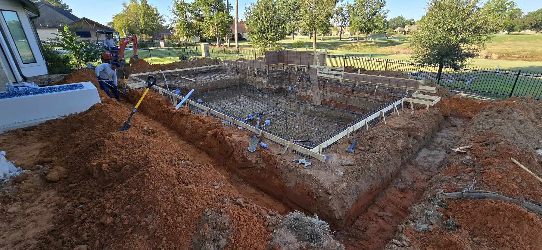 New pool formwork and structural layout